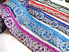 Samt-Borte mit Bogenkante