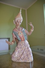 LLADRO Thailändische