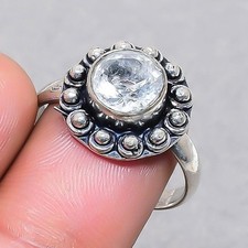 Facettierter weißer Topas