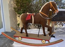 Antikes Schaukelpferd