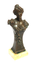 Zarte Jugendstil Bronze Figur/