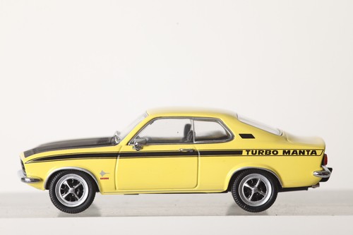 Schuco opel manta - 1:43, gelb