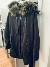 Parka Cord mit Kunstfellkapuze, dick gefüttert Gr.S oliv, neuwertig