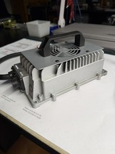 LiFePO4-Batterieladegerät