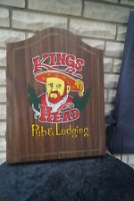 Schöner Dartschrank mit Dartscheibe,Dartscheibe im Holzschrank