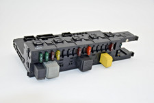 Mercedes-Benz W203 C-Klasse Sicherungskasten SAM Modul Hella 0025457801