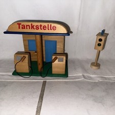 Tankstelle + Ampel