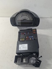 Tacho & Zentraleinheit SAM A4515401250 / 001  Smart 451  ForTwo Diesel CDI Nr.2