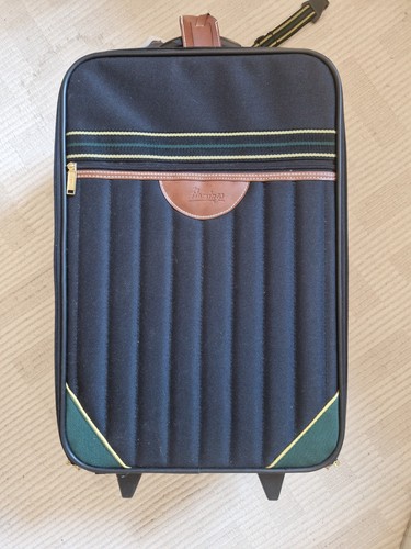 Kleiner koffer mit rollen - kleiner,