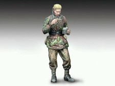 Royal Model 1/35 Waffen-SS