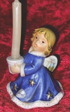 Goebel-Engel mit Kerzenhalter und Kerze im blauen Sternenkleid - 02-628