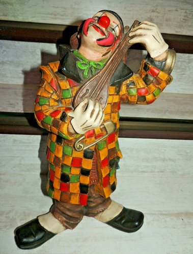 Großer clown aus - großer,