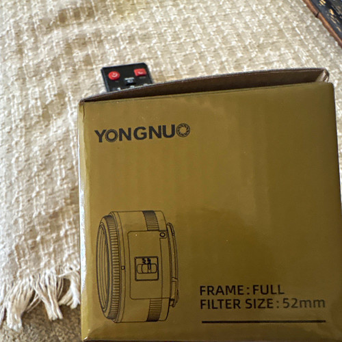 Yongnuo yn35mm 35mm wide - f2,