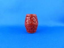 Kleine Vintage Dose China - Lackschnitzerei (Rot), Rotlack Blumen ca. 5,2 cm
