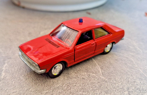 Schuco audi 80 feuerwehr - 1:66,