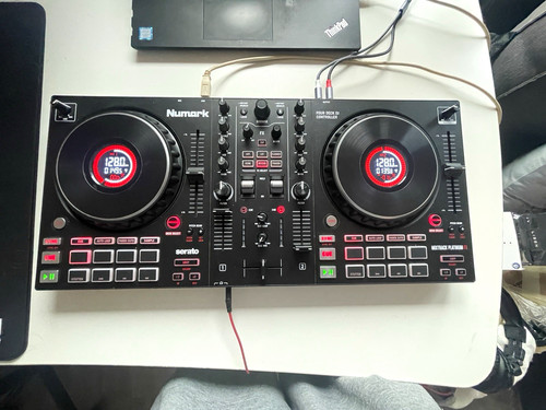 Numark mixtrack platinum - numark,