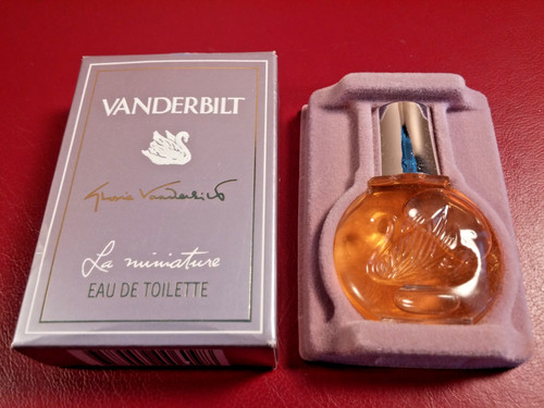 Gloria vanderbilt la - vanderbilt,,