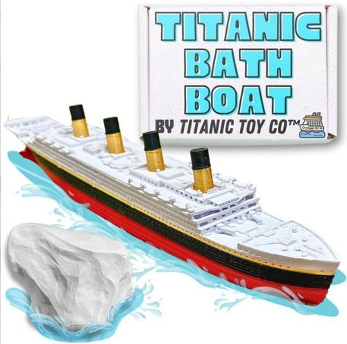 Split half titanic - half, badeboot