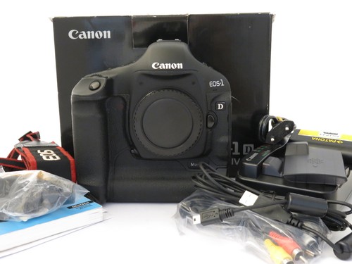 Canon eos mark iv - mark,