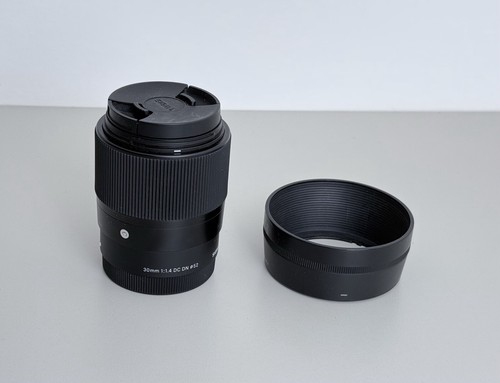 Sigma 30mm dc - f/1.4, dn