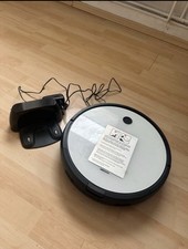 Medion S12 SW (MD20041) Saugroboter mit Wischfunktion