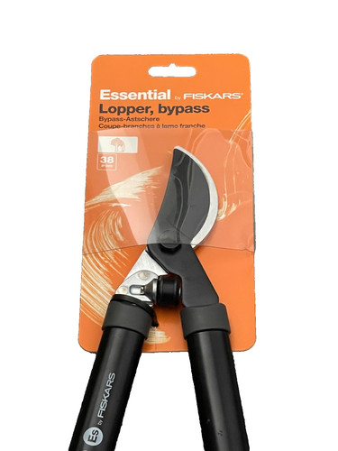 Essential fiskars bypass - by,