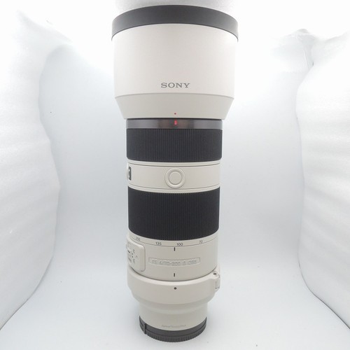 Sony 200mm 4 g - f/4,