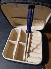 Reiseschmuck Kästchen, Klein Und Kompakt 