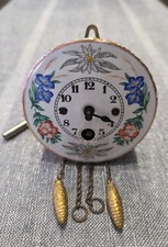 Original Wintermantel Mercedes Schwarzwälder Miniatur Uhr "Enzian" Emaille 