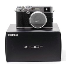 FUJIFILM Fuji X100F silber -21100 Auslösungen