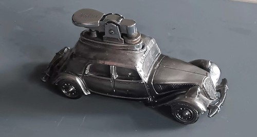Tischfeuerzeug aus metall - metall, in