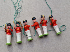 alter Weihnachtsschmuck aus