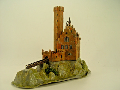 Kleine burg faller - -,