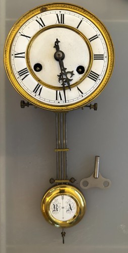 Uhrwerk mit pendel und - uhrwerk,