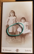 2 kleine Kinder - Stuhl / CDV