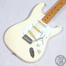 Squier by Fender Stratocaster