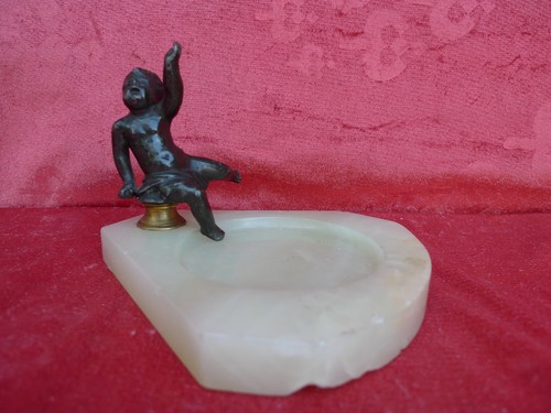 Schöne alte figurenschale - alte,
