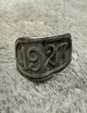 Ring vom Fuß eines Vogels