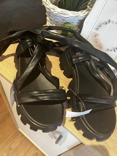 Damenschuhe neu - 38,