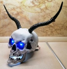 Großer Totenschädel Mit LEDs