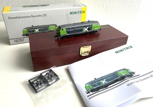 Minitrix 16253 diesellok - minitrix,
