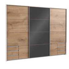 Schwebetürenschrank -