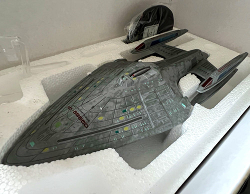 Eaglemoss star trek s - eaglemoss, xl