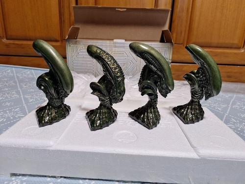 Sideshow collectibles alien - collectibles,