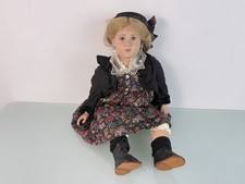Künstlerpuppe Sigikid Sabine Esche Vinyl Puppe 61 cm mit Flecken 