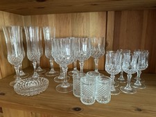 Kristallgläser und Aschenbecher (Bleikristall, Cristal d'Arques Paris?)