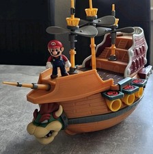 tolles Neuwertiges Nintendo *Super Mario Bowser Schiff* -nur mit MARIO FIGUR 
