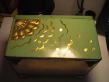 Bahlsen Dose Blechdose, hellgrün mit gold, älteres Modell 15 x 10 x 9 cm