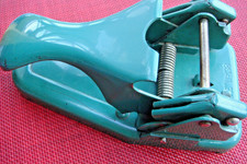 schwerer (1 kg) großer (ca. 20 x 10 cm)  Locher antik Leitz No 138 , Büro retro