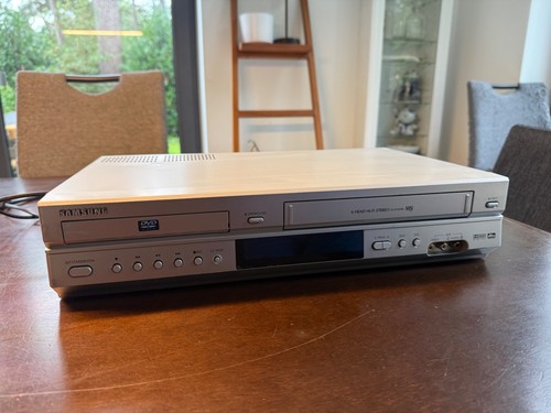 Kombi gerät vhs dvd - gerät,